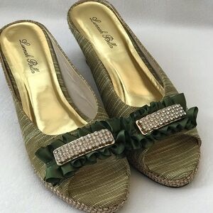 Lunnah Bella Green Fashionable Slip On Shoes 8.5M